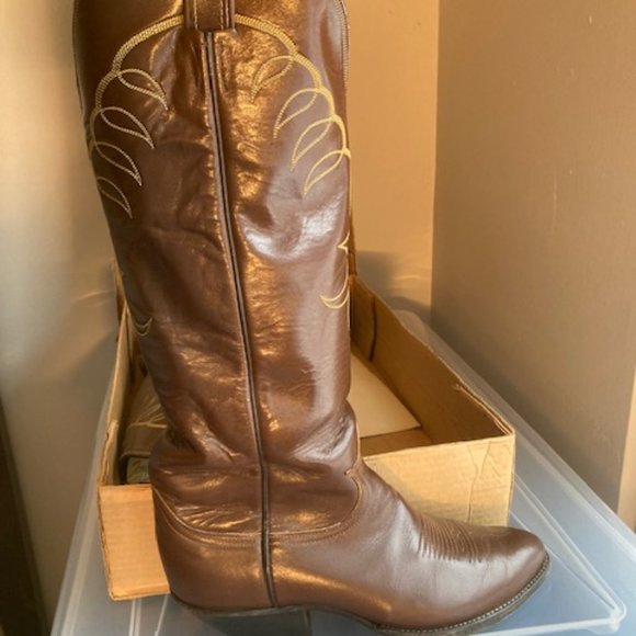 VINTAGE TONY LAMA COWBOY BOOTS mens 9.5 Excellent - Picture 10 of 15